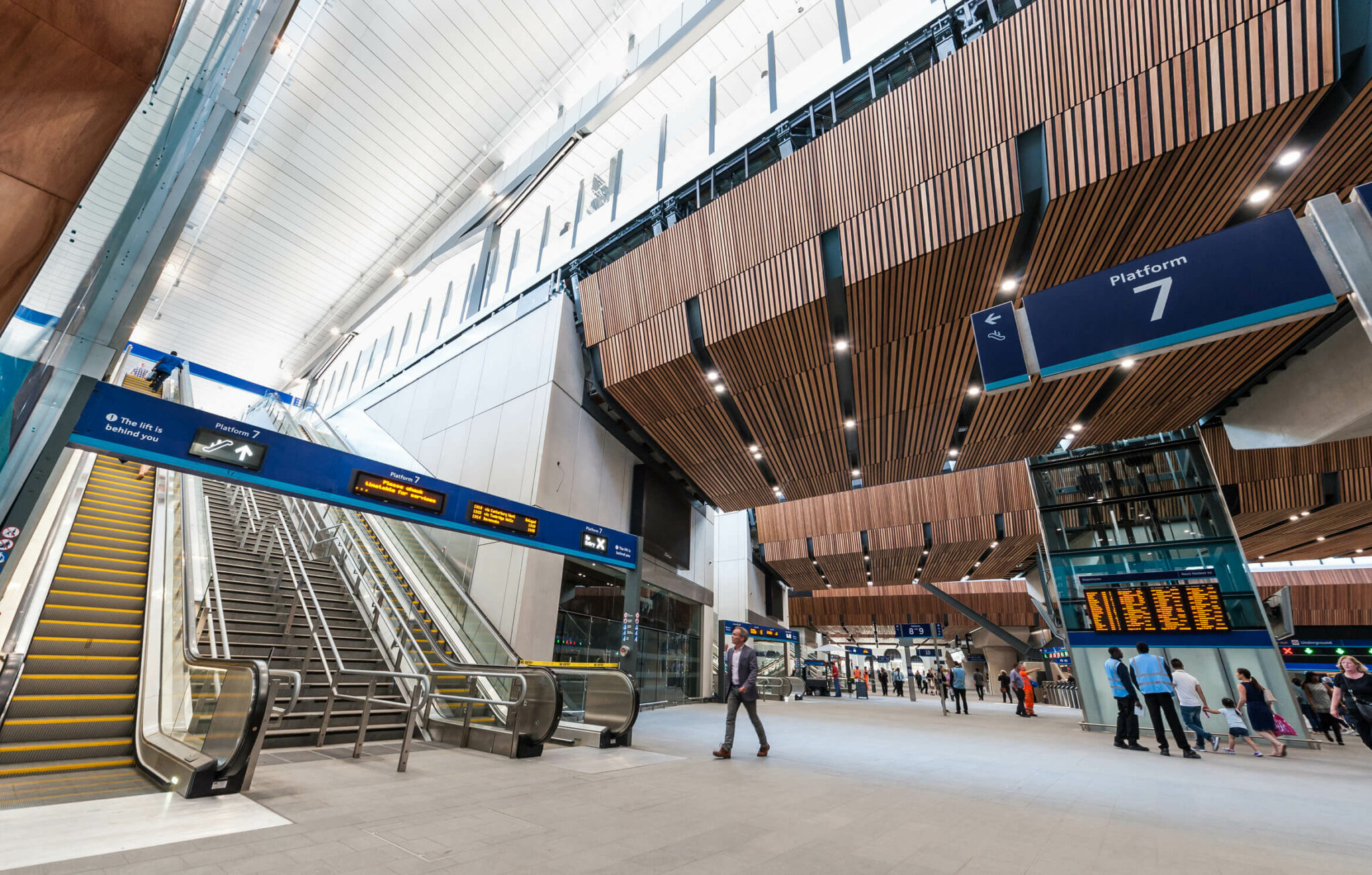 london-bridge-rail-station-and-transport-interchange-grimshaw